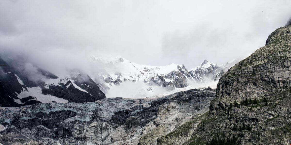 Polveri sottili dal Canada: la Valle d’Aosta sotto una cappa di fumo