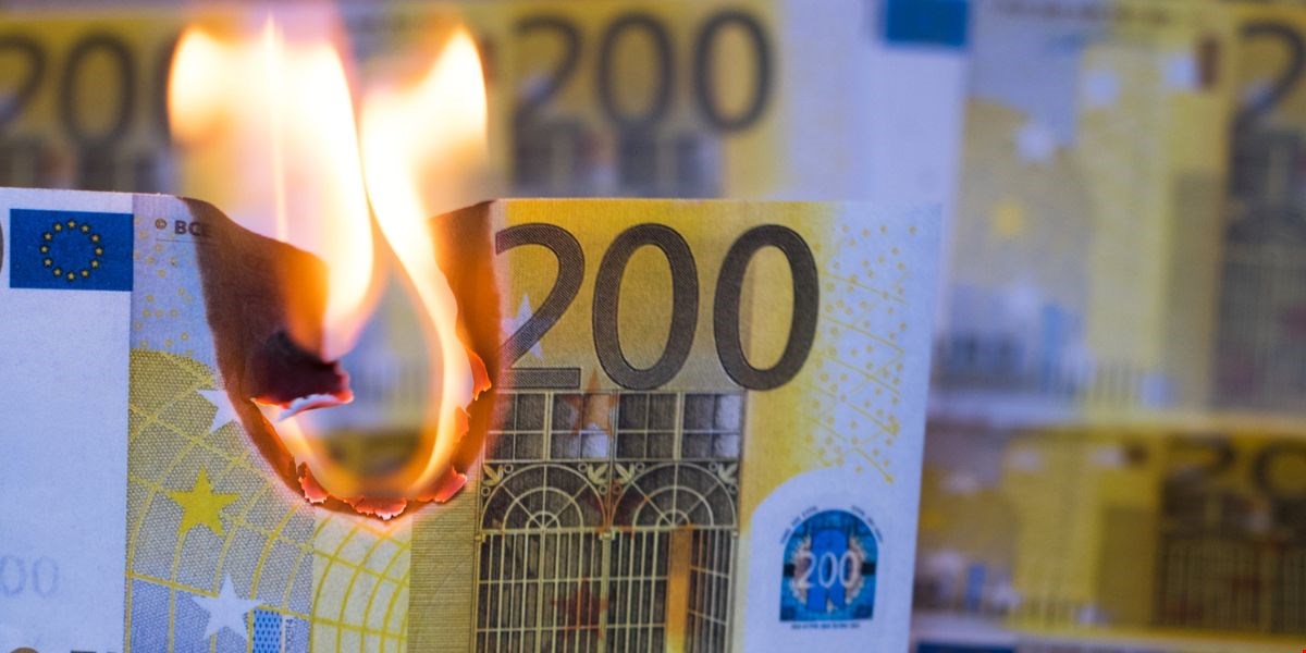 Spagna: come recuperare banconote e monete bruciate negli incendi del 2025