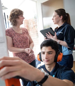 empatia on mukana kaikessa tekemisessämme_polygon