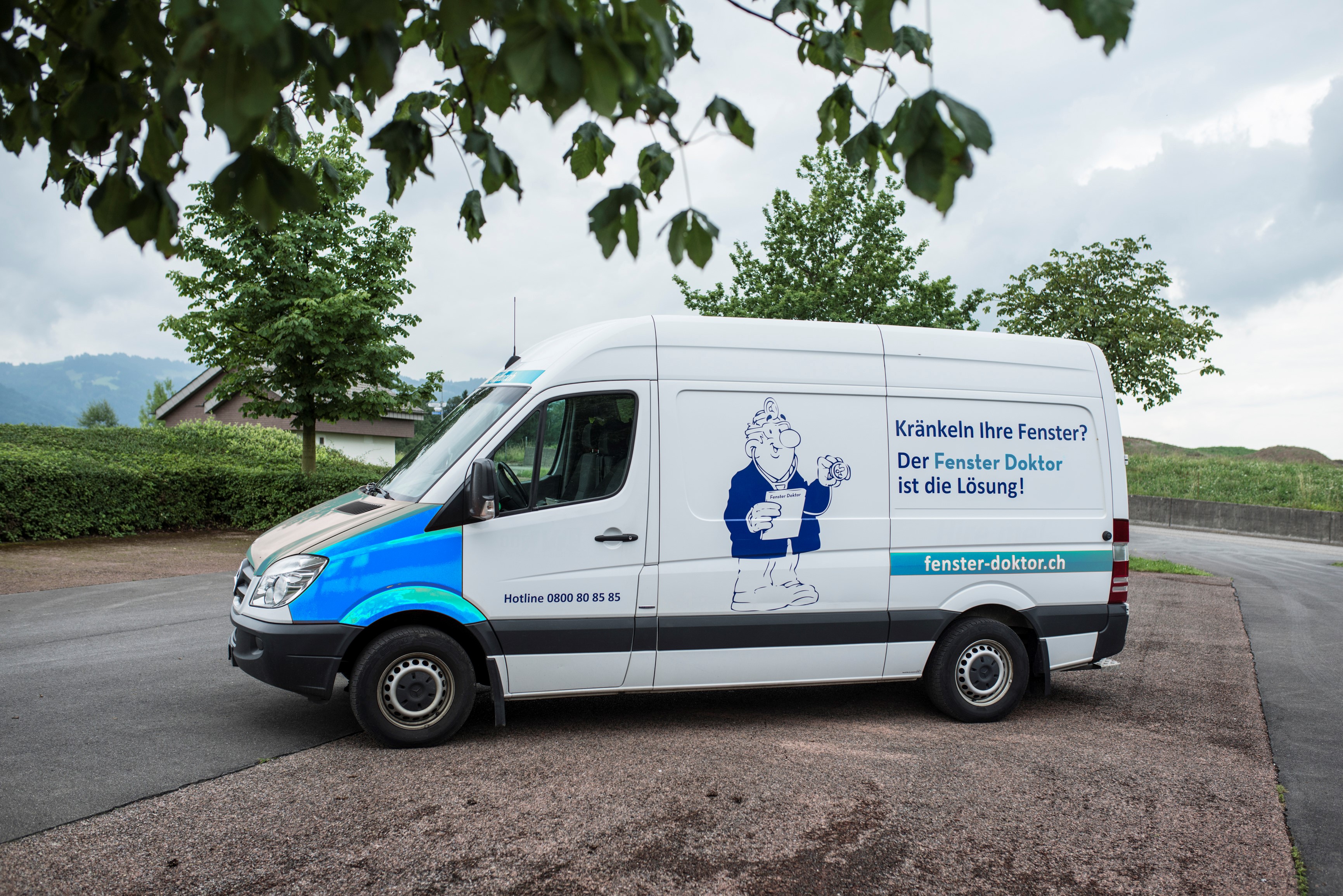 Fahrzeug_Fensterdoktor.jpg