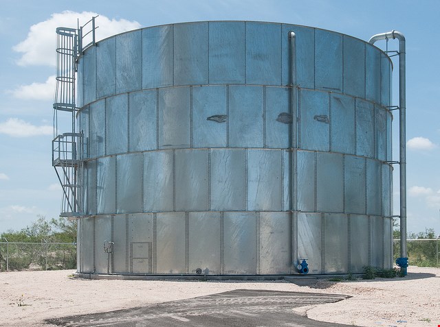 Protecting Municipal Water Tanks with Surface Coating