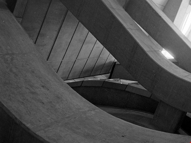 3 Ways Moisture Affects Concrete Strength