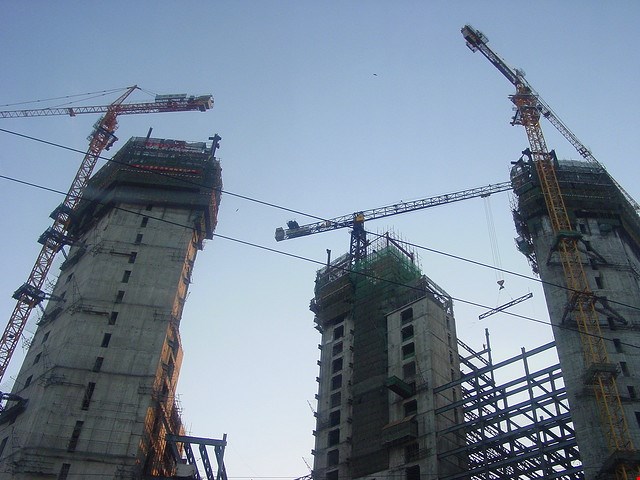 How Ambient Humidity Affects Your Construction Site