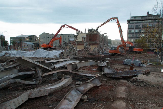 How to Get Business Back Online Quickly After a Hurricane