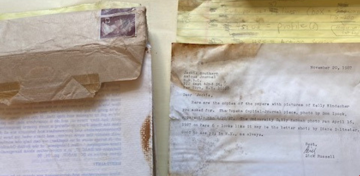 When Freezing Documents Makes Sense