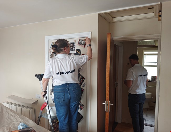 Polygon technicians working