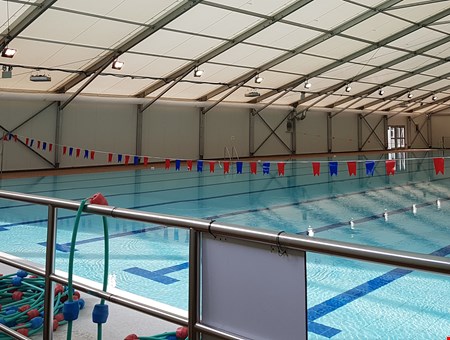 Polygon redt zwemclub en schoolzwemmen