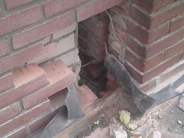 Polygon Lekdetectie en reconstructie van buitenaf