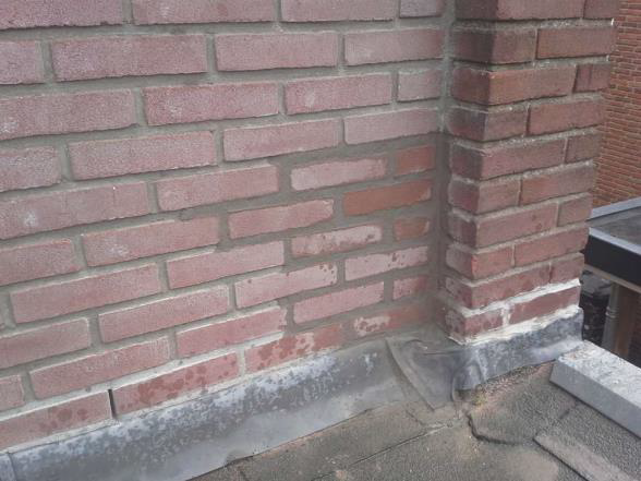 Polygon Lekdetectie en reconstructie van buitenaf