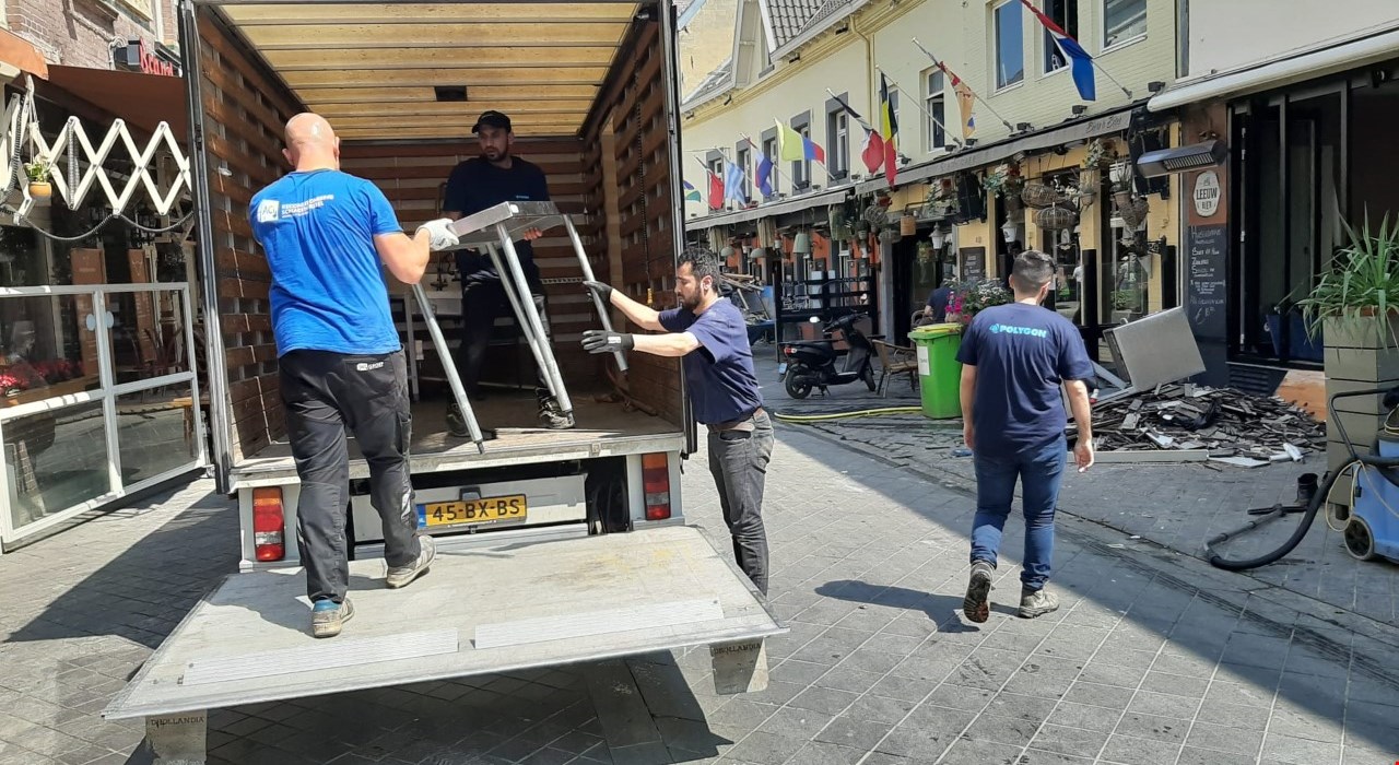 Met hard werken en veel vriendelijkheid herstelt Limburg.  Polygon en ACI-Groep helpen trots mee.