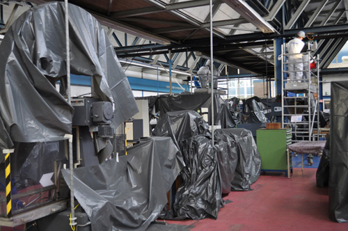 Polygon työskenteli kahdessa vuorossa