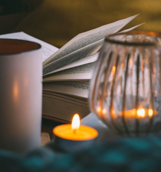 tulipalot kynttil&ouml;iden polttaminen polygon