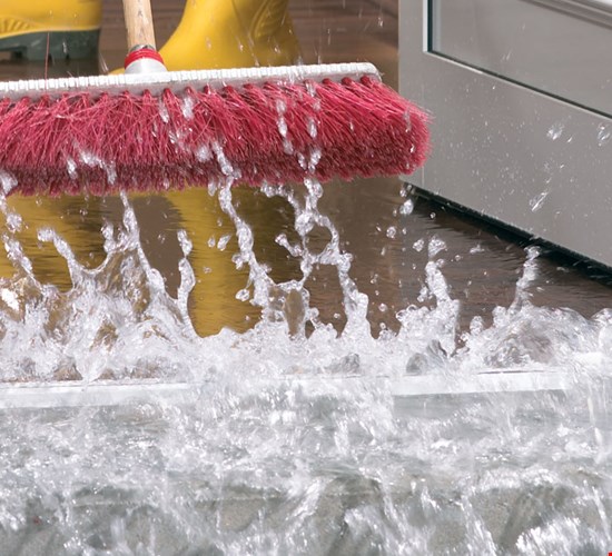 Polygonin vahinko-opas kertoo mitä tehdä, kun kotona sattuu vahinko.