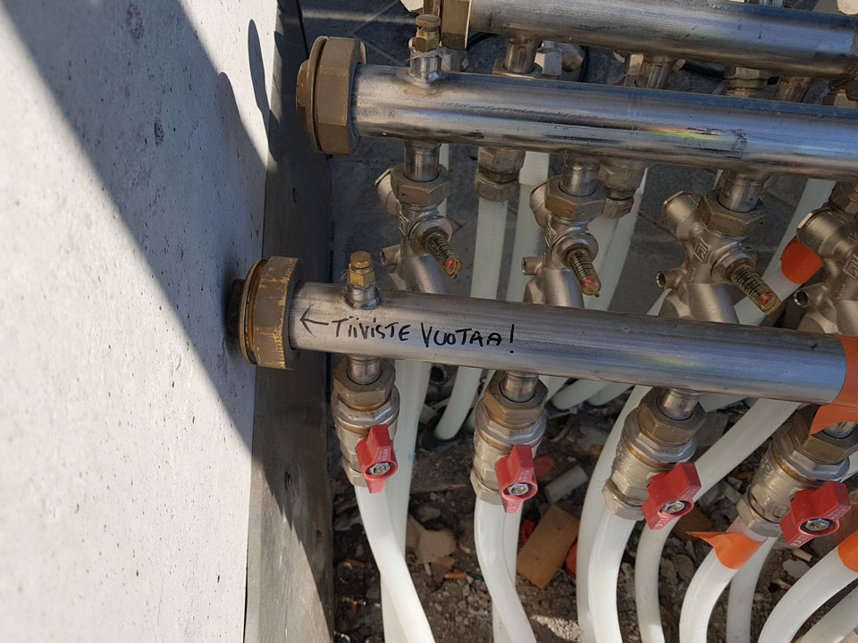 vuodonhaku_jakotukki_tasotiiviste vuotaa_polygon