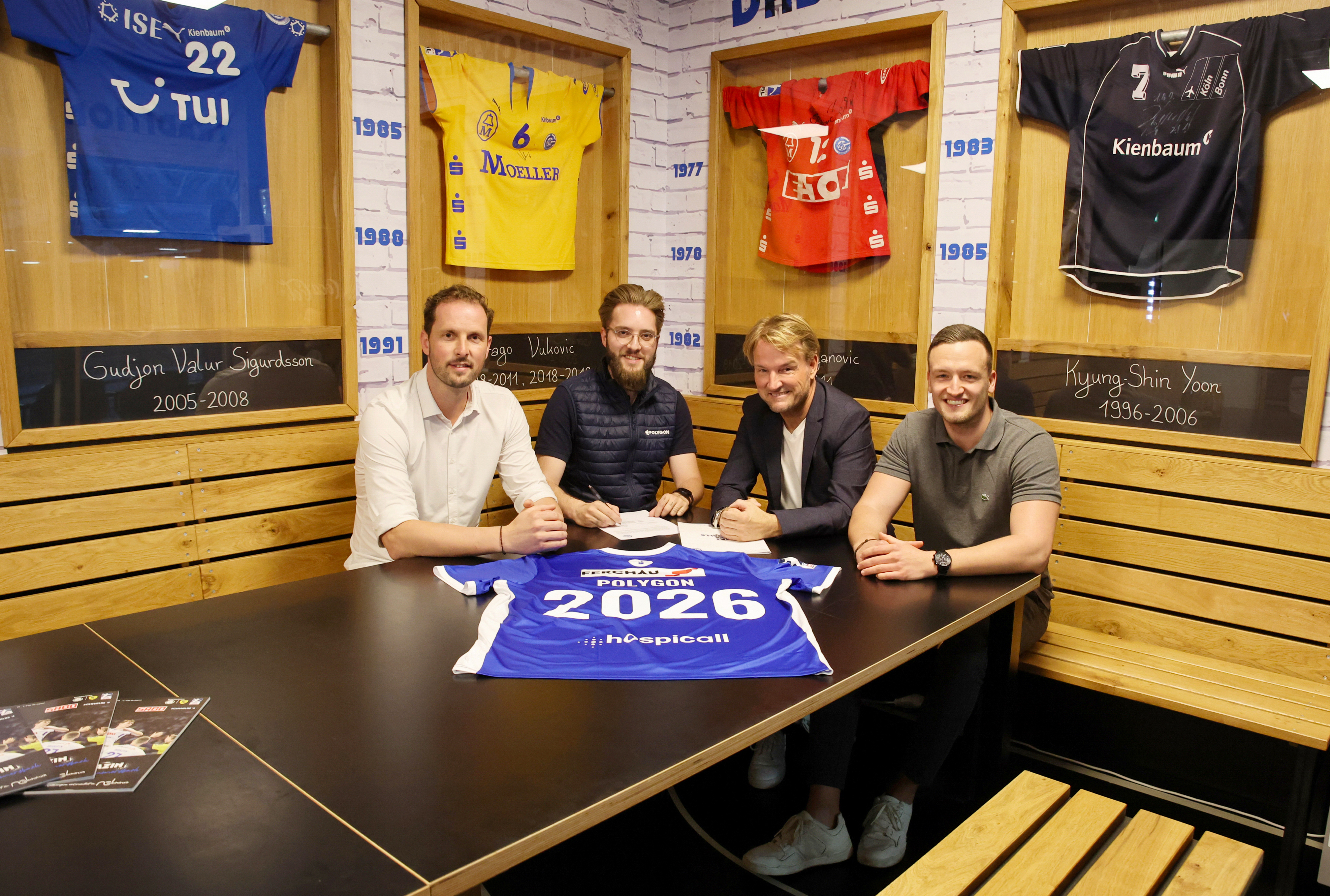 Christoph Schindler, Florian Lister, Markus Krampe und Dennis R&ouml;mer_Foto VfL Gummersbach.jpeg